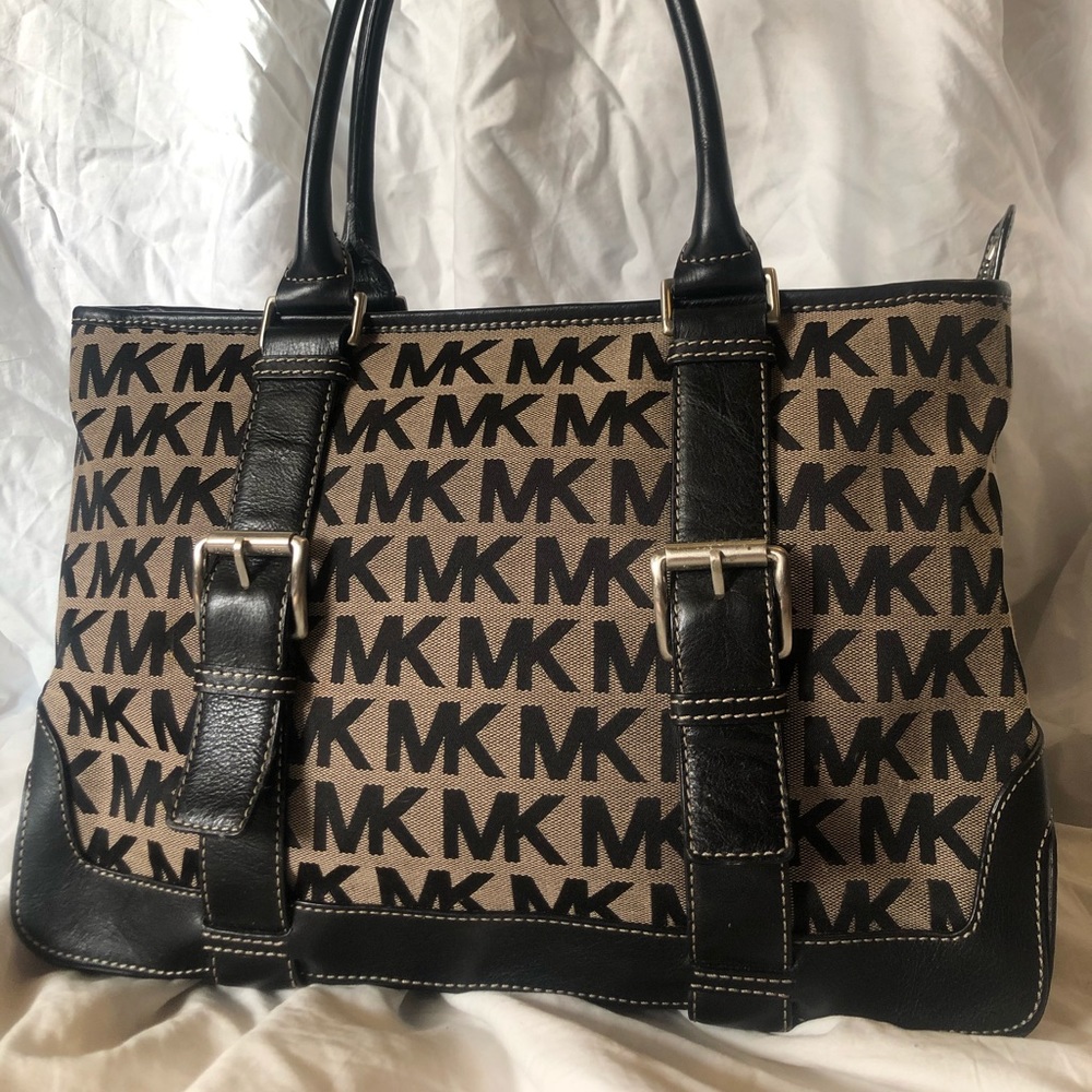 Michael Kors Shoulder Bag with Buckle Design